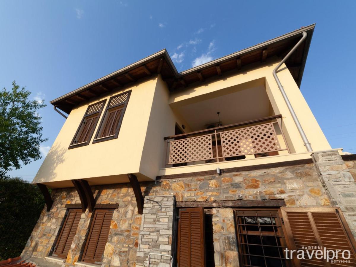 Villa Artemis By Rentalspro - Nikiti Halkidiki Exterior photo